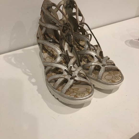 fly london summer shoes